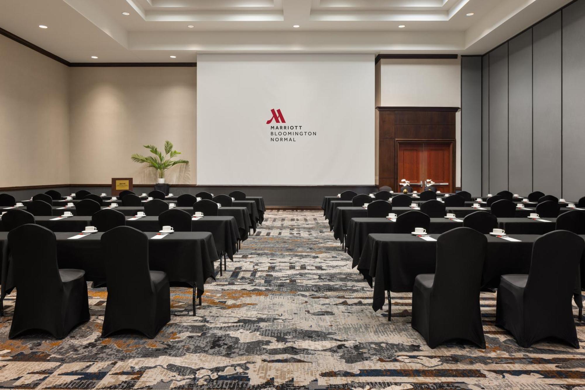 Marriott Bloomington Normal Hotel And Conference Center Exteriör bild