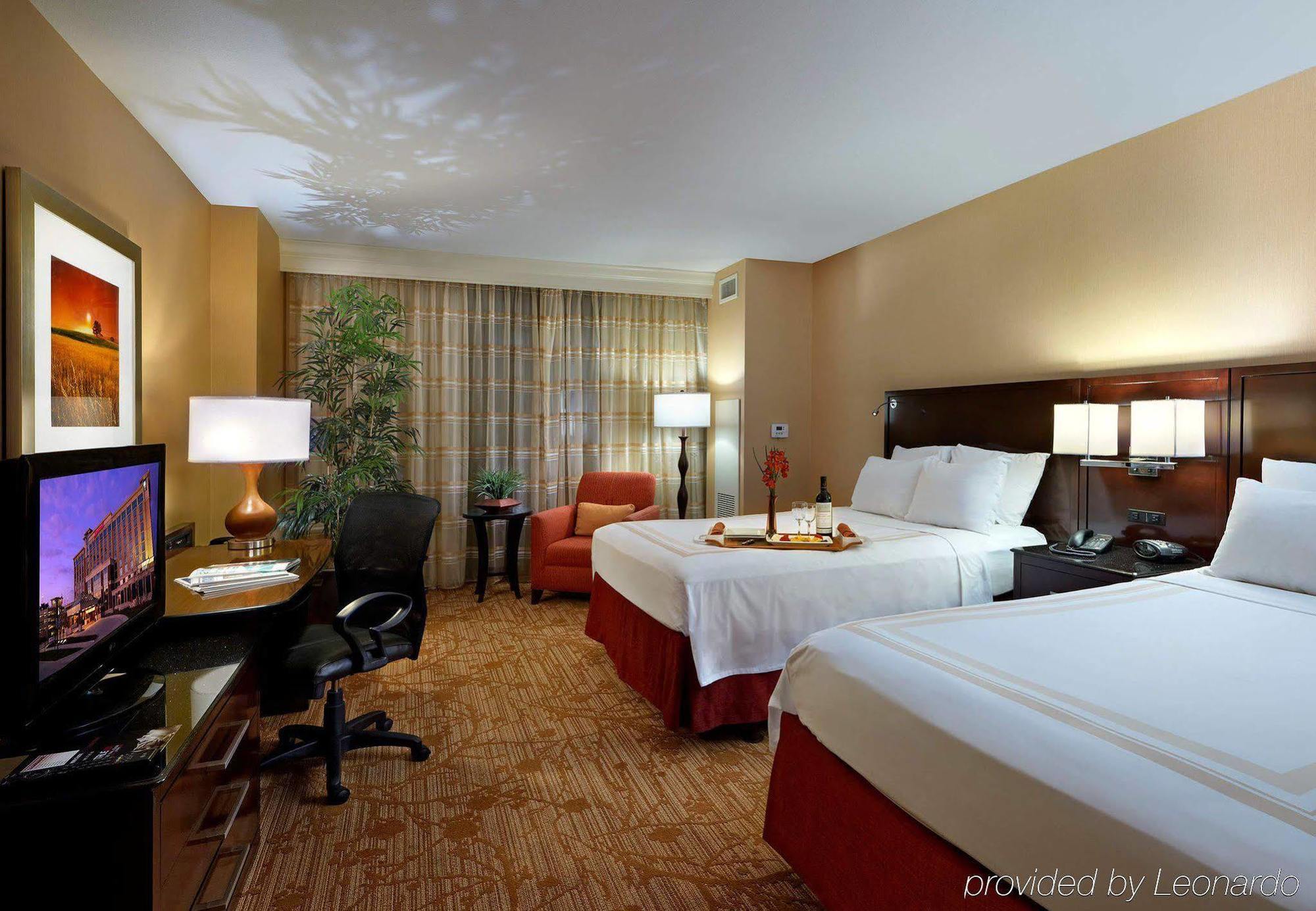 Marriott Bloomington Normal Hotel And Conference Center Exteriör bild